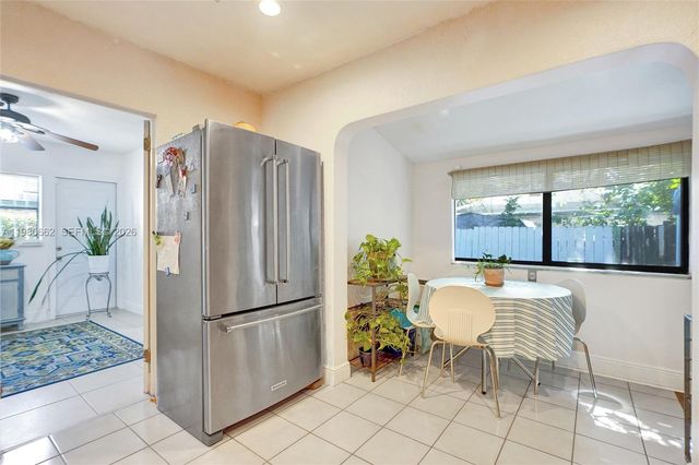 2258 SW 15th St, Miami, FL 33145