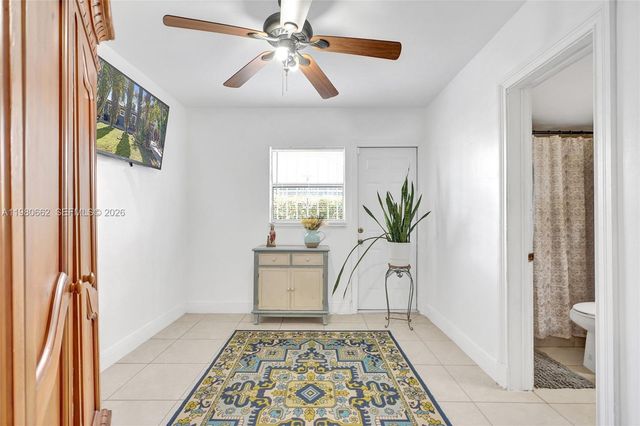 2258 SW 15th St, Miami, FL 33145