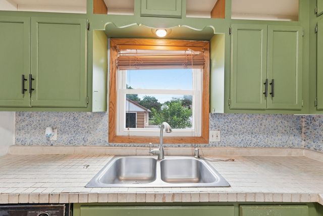 108 21st Avenue N, Saint Cloud, MN 56303