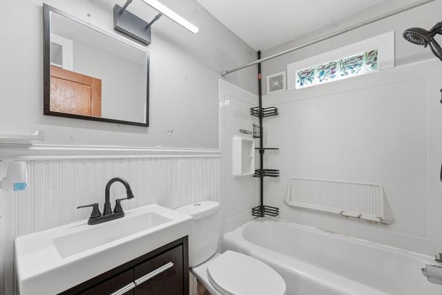 108 21st Avenue N, Saint Cloud, MN 56303