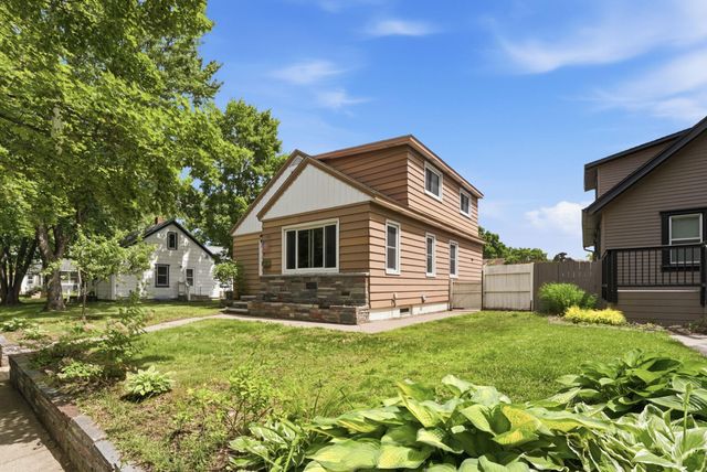 108 21st Avenue N, Saint Cloud, MN 56303