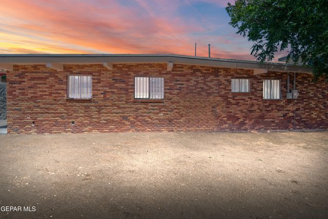 10045 KELLOGG Street, El Paso, TX 79924