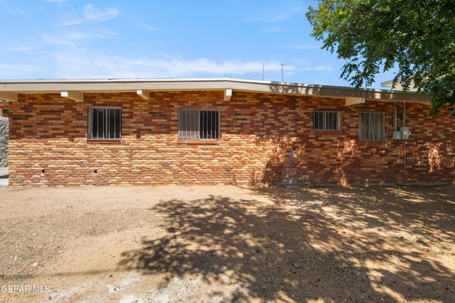 10045 KELLOGG Street, El Paso, TX 79924