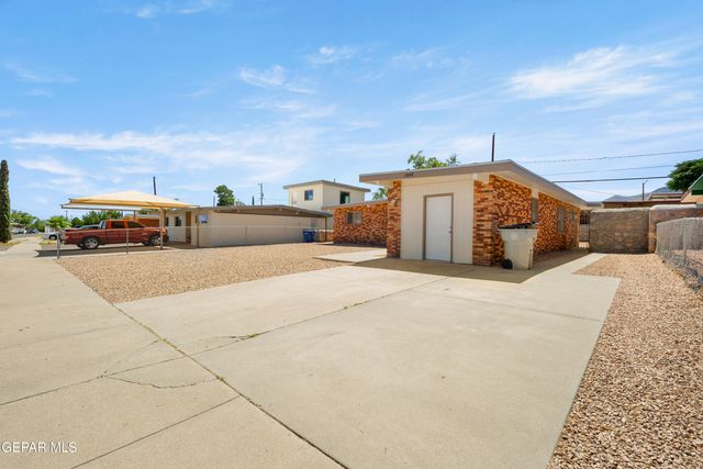 10045 KELLOGG Street, El Paso, TX 79924