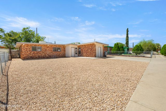 10045 KELLOGG Street, El Paso, TX 79924