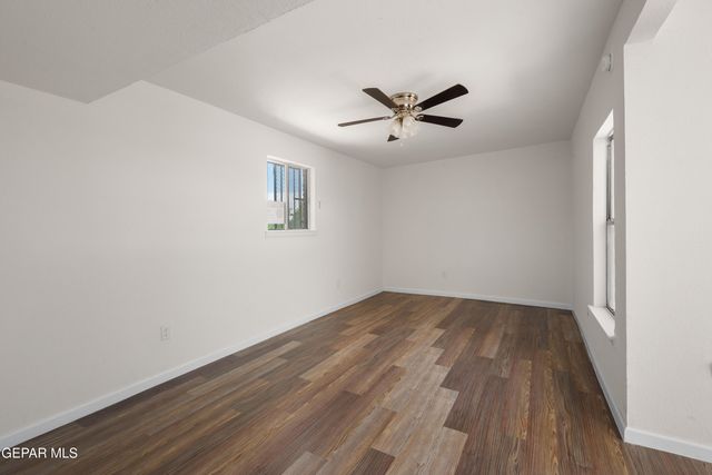 10045 KELLOGG Street, El Paso, TX 79924