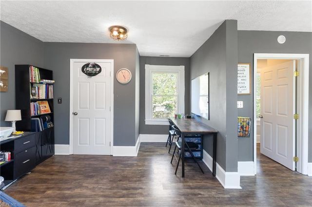 9239 Farys Mill RD, Gloucester, VA 23061