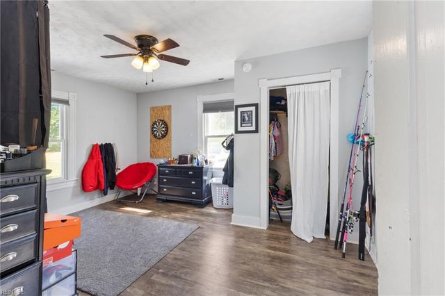 9239 Farys Mill RD, Gloucester, VA 23061