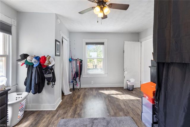 9239 Farys Mill RD, Gloucester, VA 23061