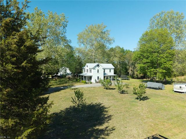 9239 Farys Mill RD, Gloucester, VA 23061
