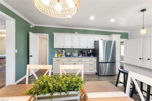 9239 Farys Mill RD, Gloucester, VA 23061