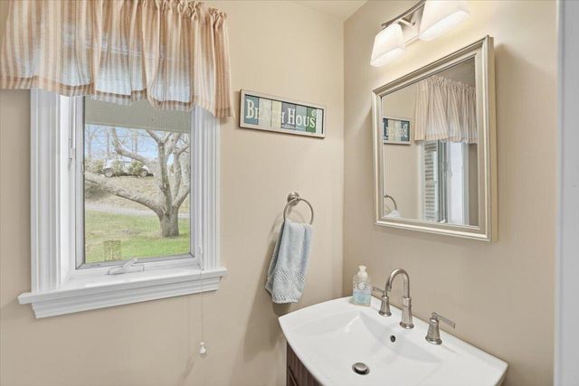 60 Harbor Hill Road, Chatham, MA 02633