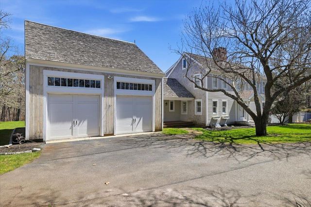 60 Harbor Hill Road, Chatham, MA 02633