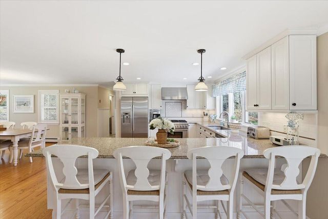 60 Harbor Hill Road, Chatham, MA 02633