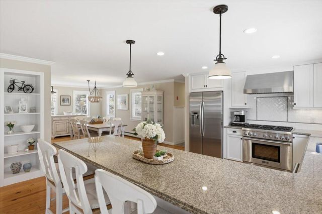 60 Harbor Hill Road, Chatham, MA 02633