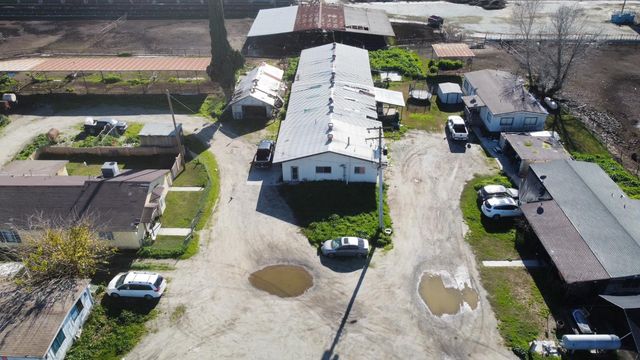 16508 S Clovis Avenue, Selma, CA 93662