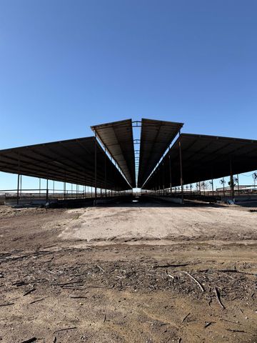 16508 S Clovis Avenue, Selma, CA 93662