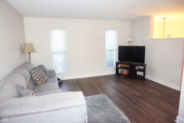 2306 Hawthorn Place, Noblesville, IN 46062
