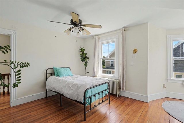 24 Russell Avenue, Newport, RI 02840
