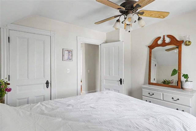 24 Russell Avenue, Newport, RI 02840