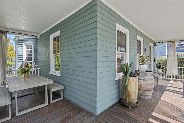 24 Russell Avenue, Newport, RI 02840