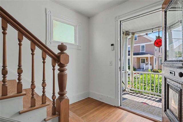 24 Russell Avenue, Newport, RI 02840