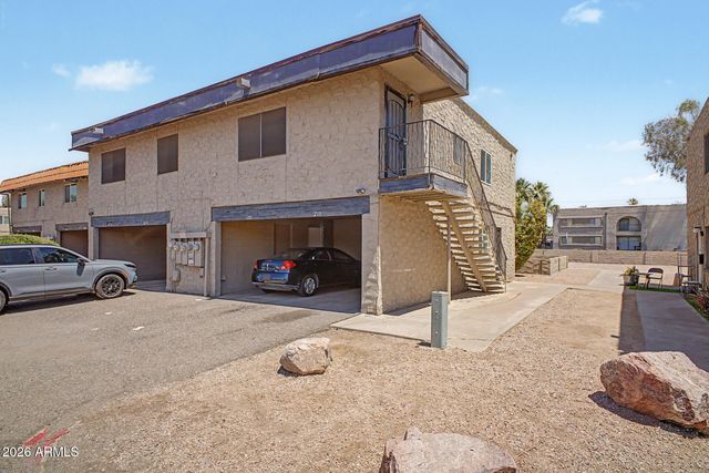 1209 N 47TH Place, Phoenix, AZ 85008