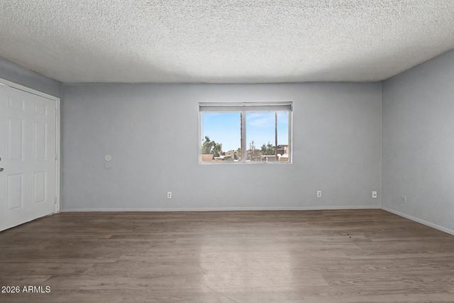 1209 N 47TH Place, Phoenix, AZ 85008