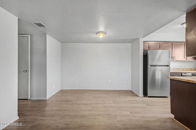 1209 N 47TH Place, Phoenix, AZ 85008