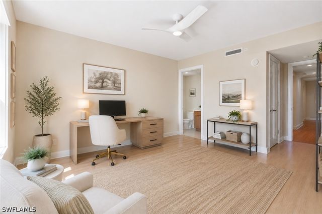 285 Grande WAY 401, Naples, FL 34110