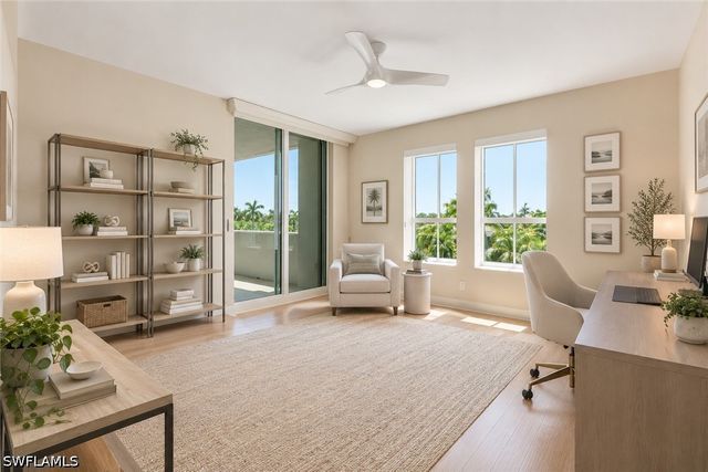 285 Grande WAY 401, Naples, FL 34110