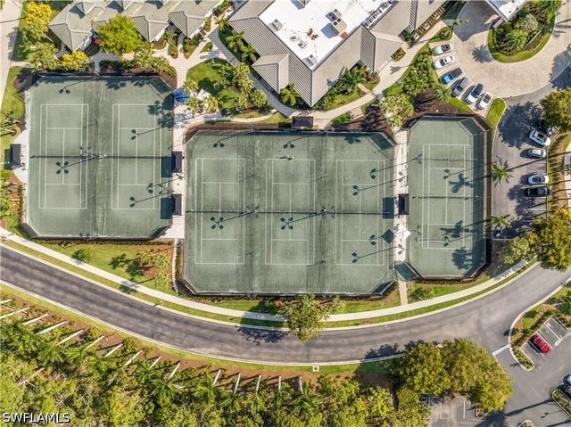 285 Grande WAY 401, Naples, FL 34110