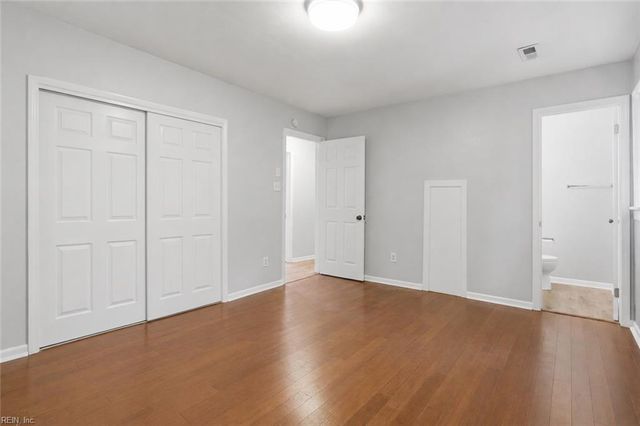 4 Two Oaks CT, Portsmouth, VA 23703