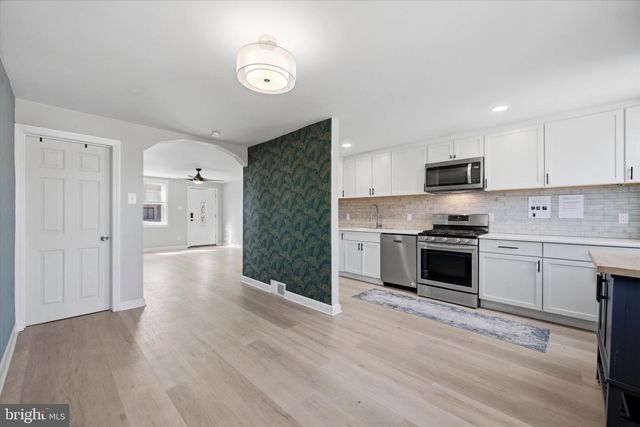 207 N BISHOP AVE, Clifton Heights, PA 19018