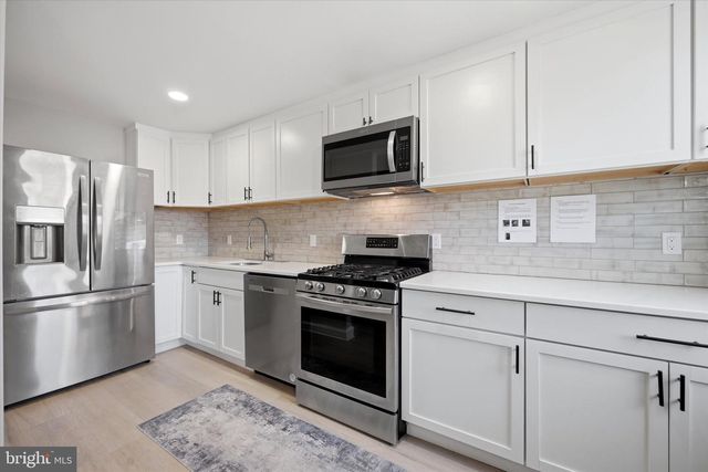 207 N BISHOP AVE, Clifton Heights, PA 19018