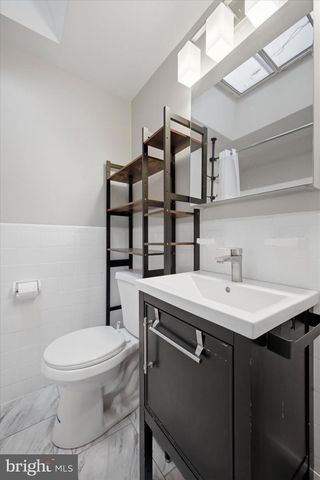 207 N BISHOP AVE, Clifton Heights, PA 19018