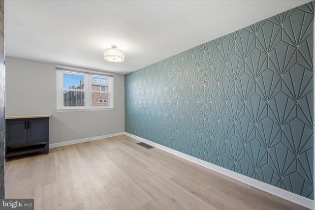207 N BISHOP AVE, Clifton Heights, PA 19018