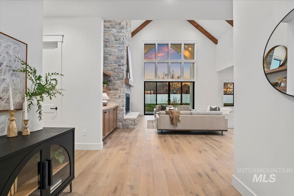 252 N Timber Wolf Pl, Eagle, ID 83616 photo 4