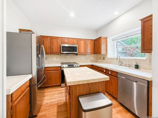 15015 Northern Dancer, San Antonio, TX 78248