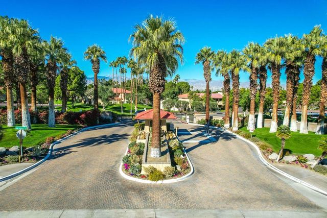 675 N Los Felices Circle W 205, Palm Springs, CA 92262