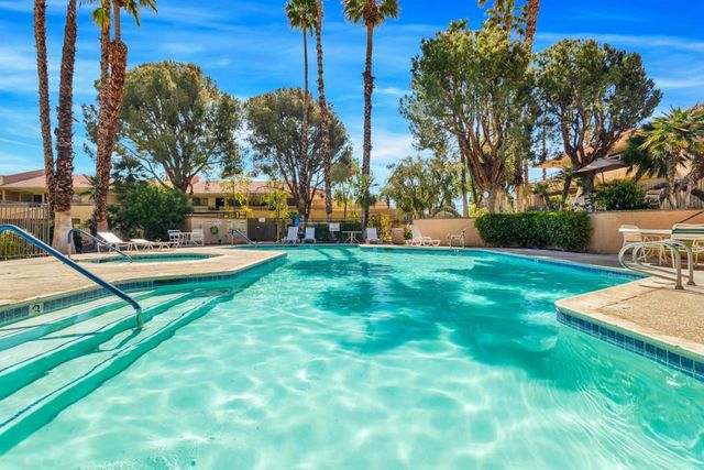 675 N Los Felices Circle W 205, Palm Springs, CA 92262