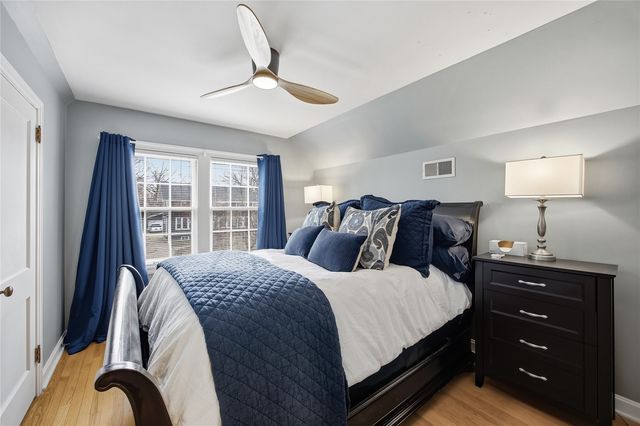 2432 4th Avenue SE, Cedar Rapids, IA 52403