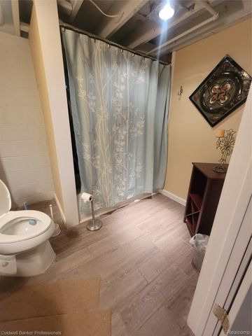 29718 Julius Boulevard, Westland, MI 48186