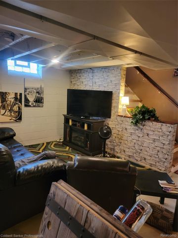 29718 Julius Boulevard, Westland, MI 48186