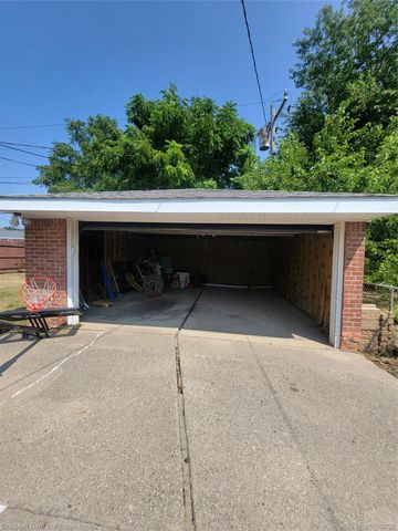 29718 Julius Boulevard, Westland, MI 48186