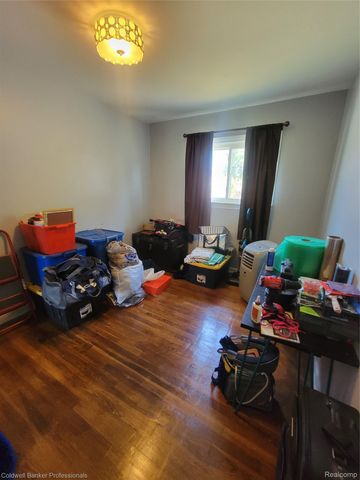 29718 Julius Boulevard, Westland, MI 48186