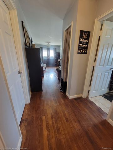 29718 Julius Boulevard, Westland, MI 48186