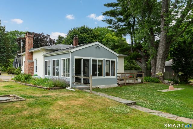 32 Summer Street, Guilford, CT 06437