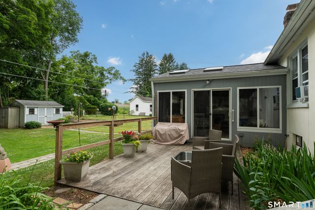 32 Summer Street, Guilford, CT 06437