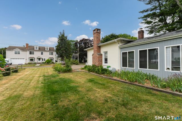32 Summer Street, Guilford, CT 06437